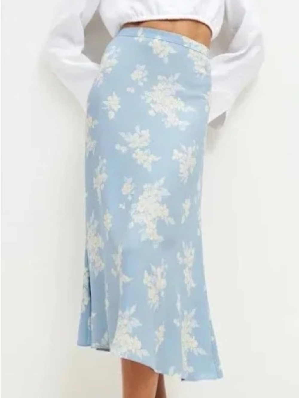 Reformation Bea Skirt Blue with White Flowers